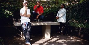 Работа дуэта Armand Hammer и The Alchemist «Calypso Gene» открывает плейлист зарубежных синглов.