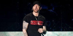 ​Видео дня: Eminem посылает Трампа со сцены перед тем, как исполнить «White America»