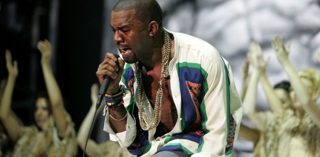 25 классических выступлений Kanye West