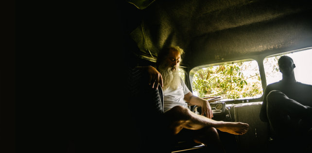 «Галактический клуб»: как Goldlink записал альбом в автобусе Рика Рубина