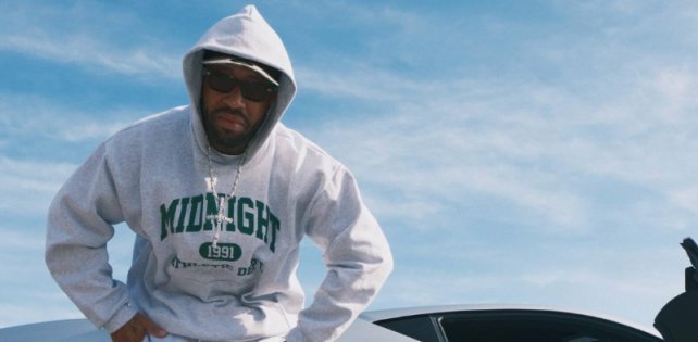 Larry June появился в новой и совсем весенней по духу рекламе бренда Adidas.