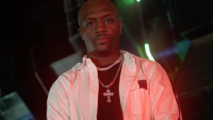 N'Pans делится настроением из Гвинеи-Бисау в новом видео «E Pensa».