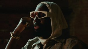 Wyclef Jean вернулся с видео «Back From Abu Dhabi» в компании French Montana и Rick Ross.