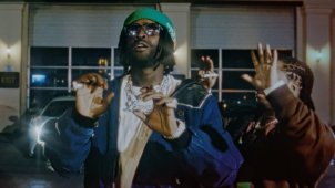 Пятиминутная готовность Chief Keef в новом видео на трек c Ballout «Talking Ish».