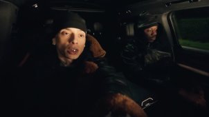 Лондонцы Central Cee и J Hus показывают нехорошую квартиру в новом клипе «Slaughter».